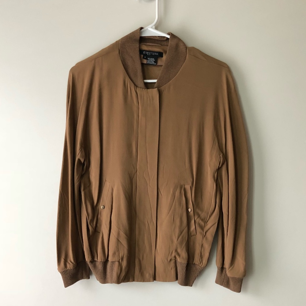 $5 SALE!! - Lightweight brown/tan color jacket